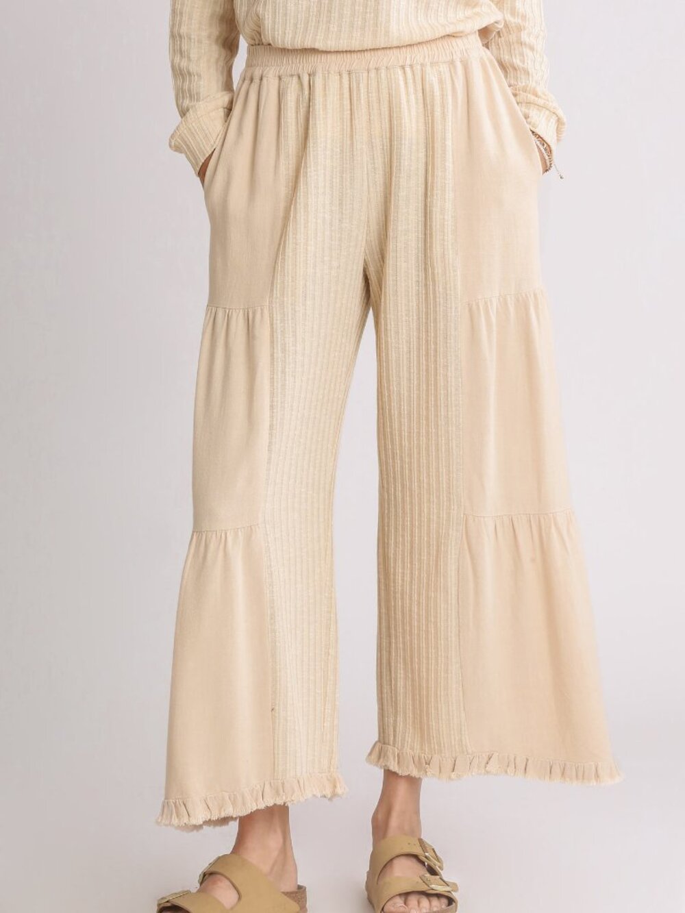 Umgee Textured Linen Blend Tiered Wide-Leg Culotte Pants with Fringe Detail